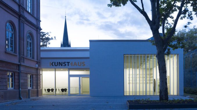 Kunsthaus Wiesbaden öffnet Ateliers erstmals seit Sanierung zur Kurzen Nacht der Galerien und Museen