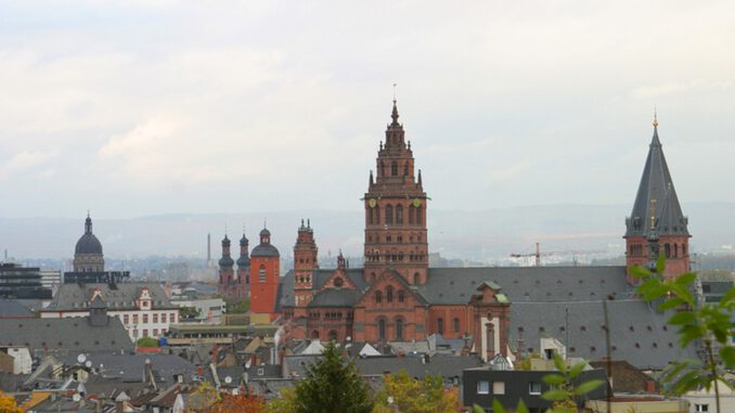 Mainz startet ehrliche Werbekampagne zur Stärkung des Einzelhandels in der Innenstadt Mainz startet ehrliche Werbekampagne zur Stärkung des Einzelhandels in der Innenstadt