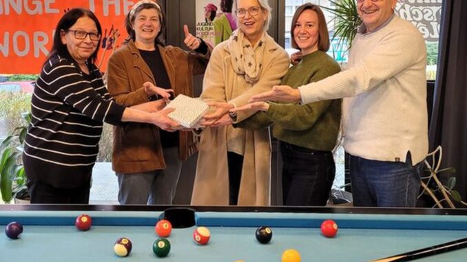 Schelmengraben spendet 1.752 Euro an Kinder und Jugendtelefon Wiesbaden