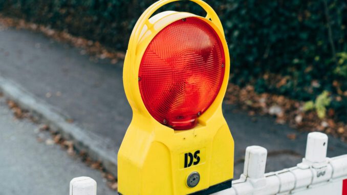 Vollsperrung in Kostheim: Bregenzer Straße wegen Gasleitungsreparatur für zwei Wochen gesperrt