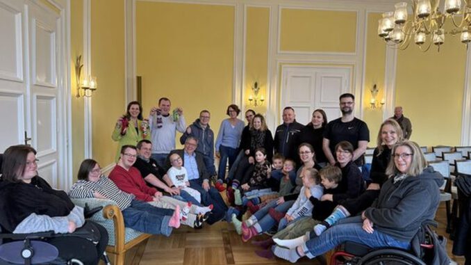 Wiesbaden markiert Welt-Down-Syndrom-Tag 2026 mit Aktion für Inklusion Wiesbaden markiert Welt-Down-Syndrom-Tag 2026 mit Aktion für Inklusion