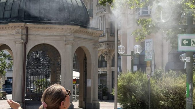 Wiesbaden stellt zwei mobile Sprühnebelanlagen in der Innenstadt auf Wiesbaden stellt zwei mobile Sprühnebelanlagen in der Innenstadt auf