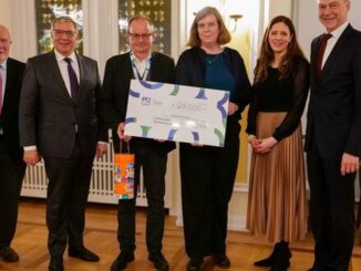 Wiesbadener Gesundheitspreis geht an psychosoziale Beratungsstelle für Gehörlose